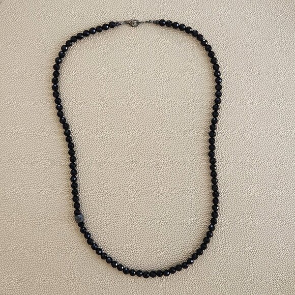 BLACK ONYX NECKLACE W/ DOUBLE DORJE BEAD-25" - Picture 2 of 2